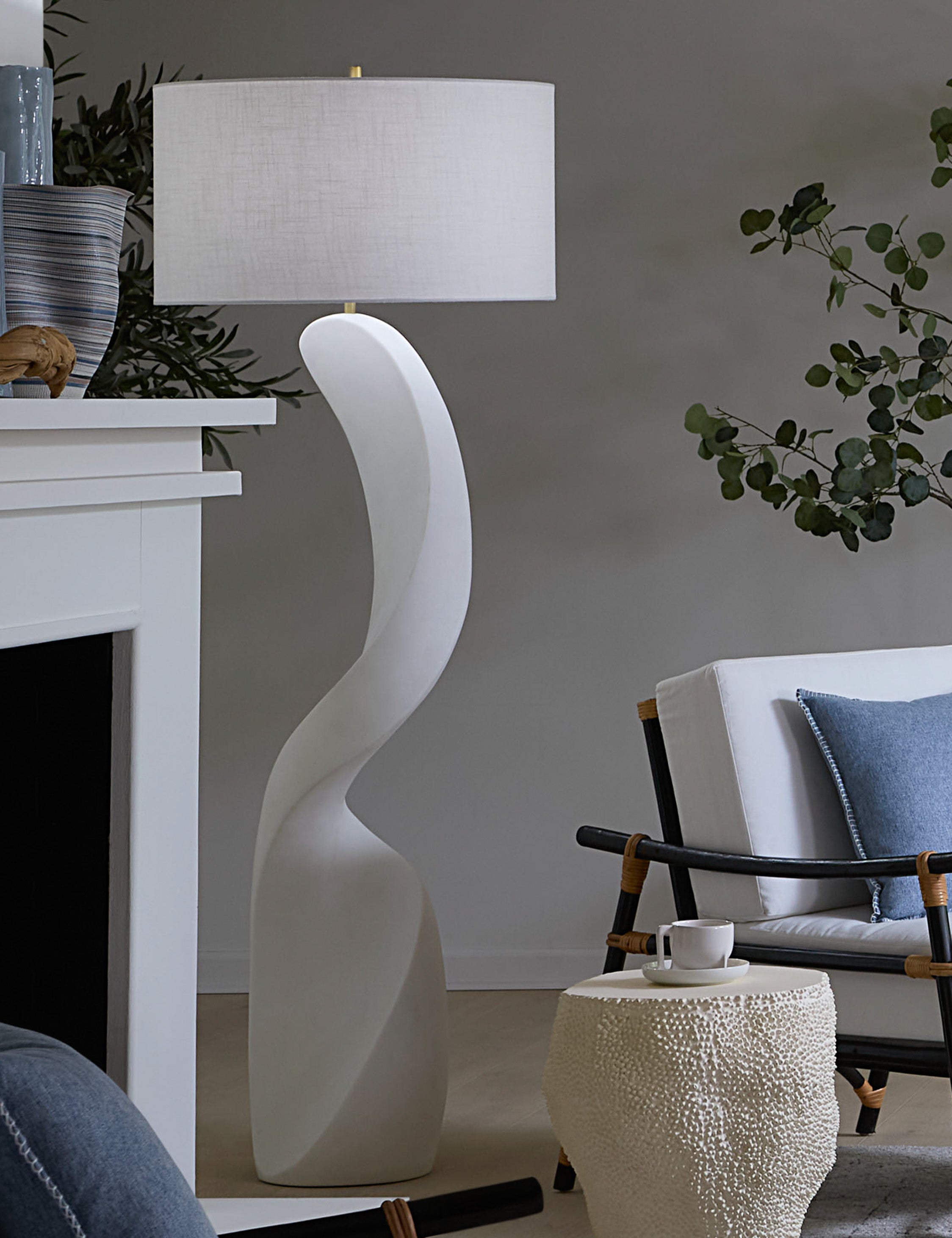 Riella Floor Lamp