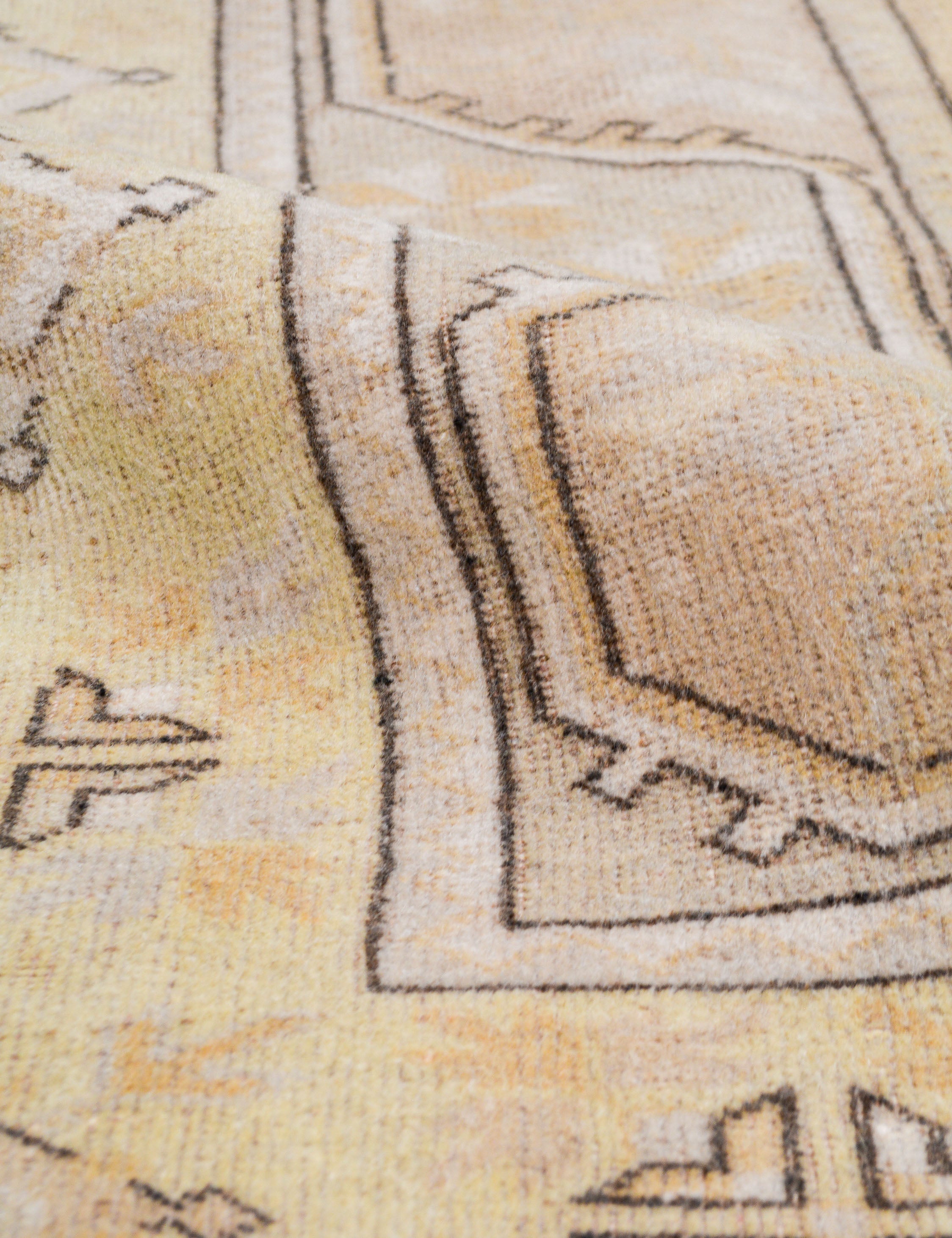 Vintage Turkish Hand-Knotted Wool Rug No. 487, 5' 1 x 7' 10