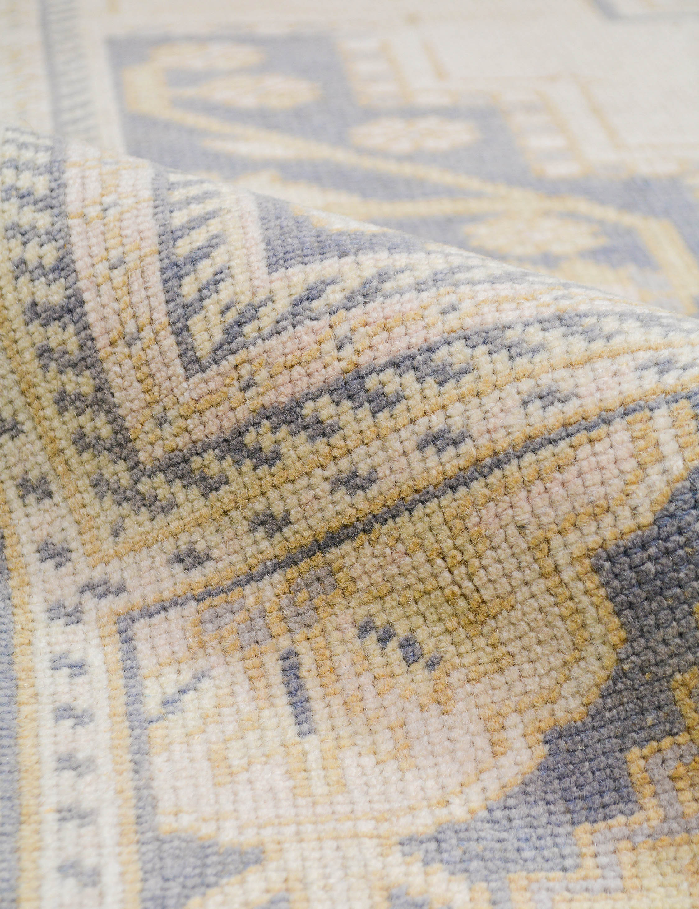 Vintage Turkish Hand-Knotted Wool Rug No. 488, 5' 1 x 8' 2