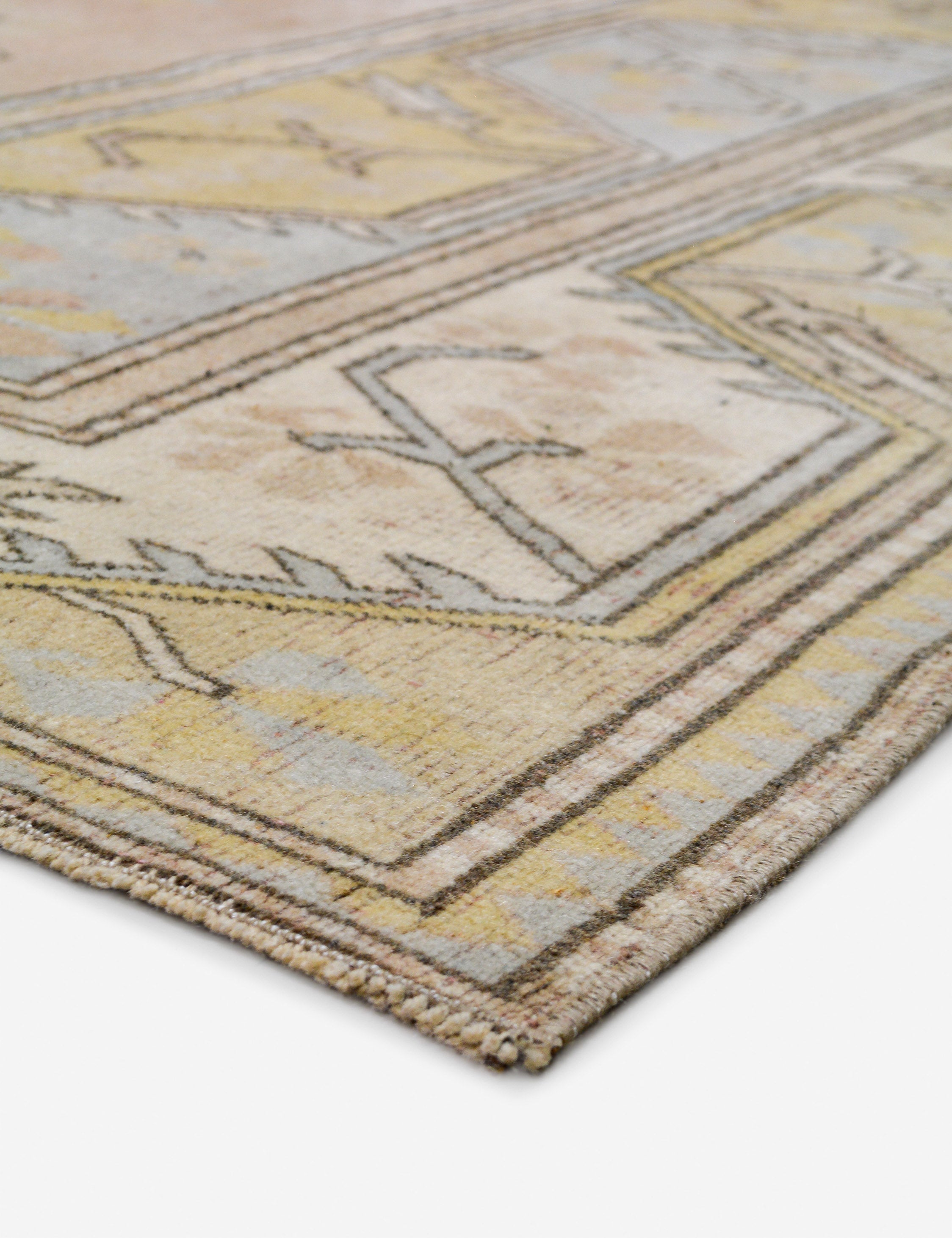 Vintage Turkish Hand-Knotted Wool Rug No. 489, 6' 4 x 9' 4