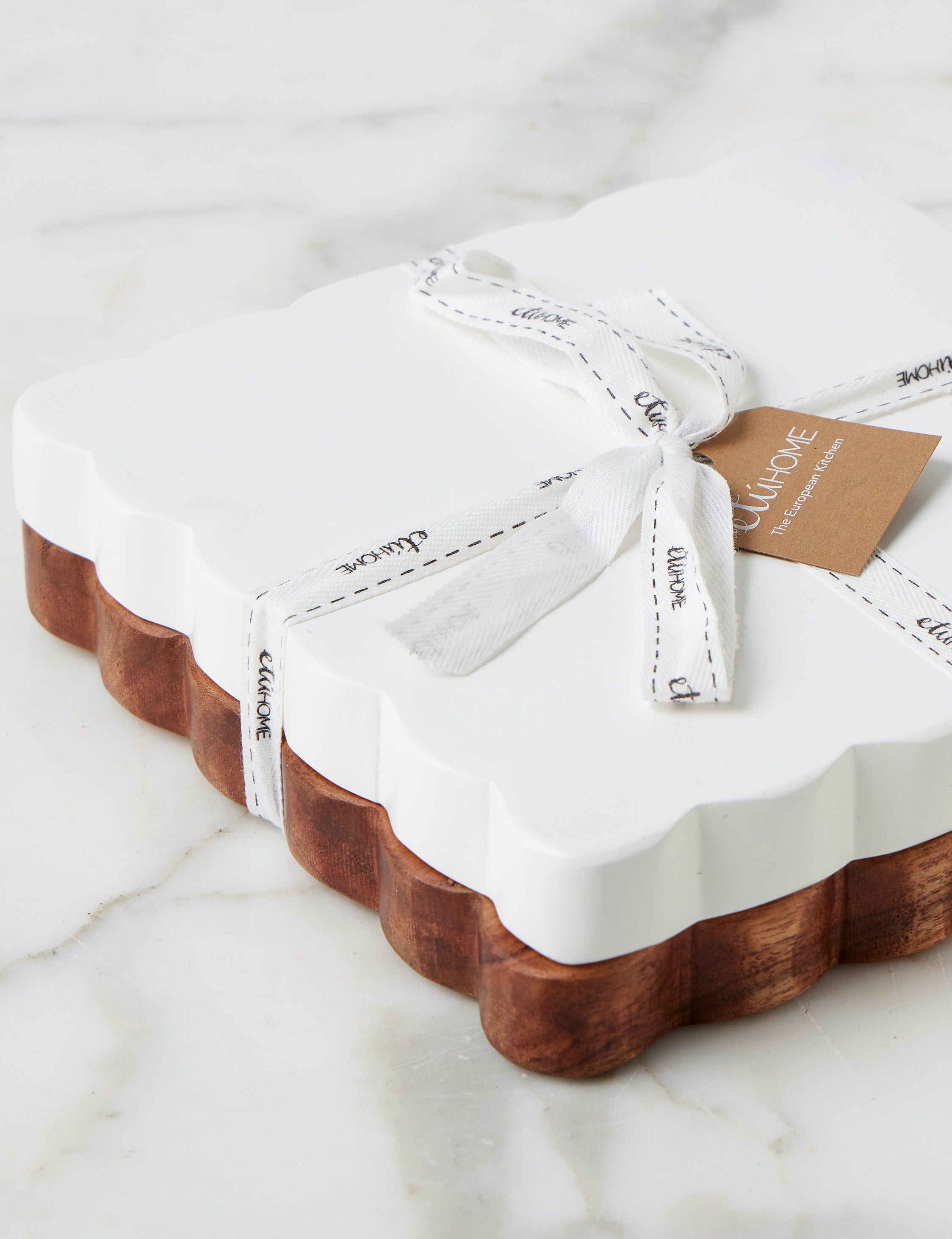 Scalloped Wood Appetizer Cheese Boards (Set of 2) by etúHOME