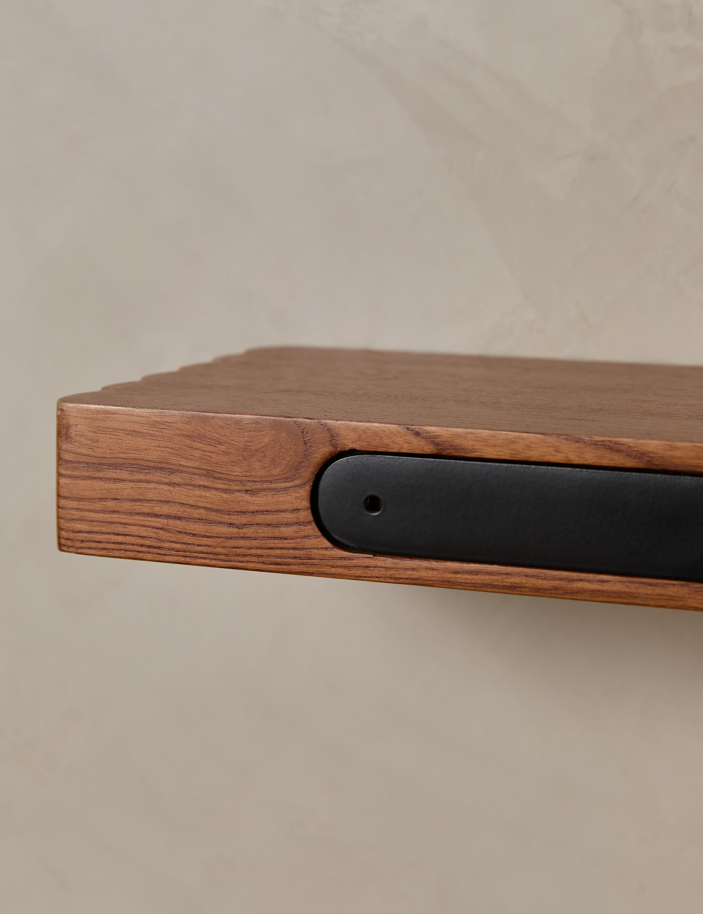 Suela Shelf